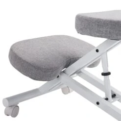 Kniehocker Kniestuhl ROBERT In Weiß/grau -Möbelhaus 1886 4