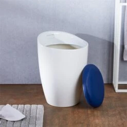 Badhocker DANIEL Mit Stauraum Weiß/blau -Möbelhaus 30213 A0 2N