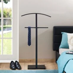 Herrendiener SCOTT Mit Hosenbügel In Schwarz -Möbelhaus 30607 AC1