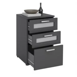 Nachttisch MARIKE In Grau Mit 3 Schubladen 5 Nachttisch MARIKE In Grau Mit 3 Schubladen -Möbelhaus 94144 1